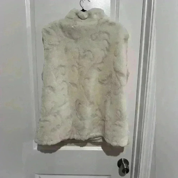 Size Large Coldwater Creek Off White Vest-Lined-Zip Front-Faux Fur Pattern - Picture 4 of 4
